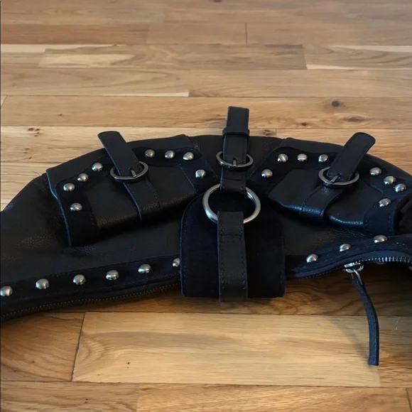 Free People Hidden Hills Sling Bag- New without tags! - Picture 3 of 7